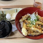 道の駅湖北みずどりステーション　軽食コーナー - 料理写真:琵琶湖産小鮎の天丼