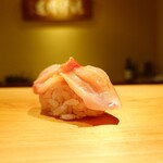 鮨 さかい - 赤貝