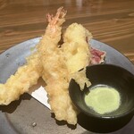 牛たんとへぎそば まつ乃 - 大海老と地野菜の天ぷら盛り合わせ