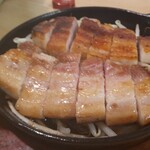 梅田韓国料理と二色鍋 かん菜 - 