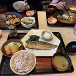 大戸屋ごはん処 - 