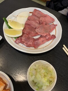 Yakiniku Temujin - タン塩  ネギ別といえば分けてくれます