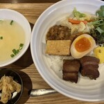 横浜中華街 台湾美食店 886食堂 - 