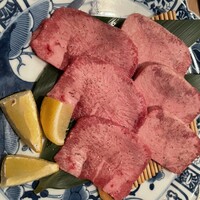 肉亭ふたご iki 本郷三丁目店 - 