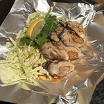 玉造お好み焼き ぶ武 - 激ウマです。牡蠣の鉄板焼き