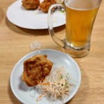 台湾料理　全家福 - 唐揚げとビール