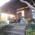 鬱花 - 階段を上ると入口があります