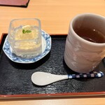 豆富料理と吟醸せいろ蒸し 八かく庵 - 