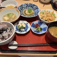 豆富料理と吟醸せいろ蒸し 八かく庵 大阪ステーションシティ店 - 