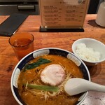 支那麺 はしご 本店 - 