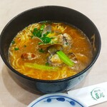 広東料理 吉兆 -  名物「アサリそば」