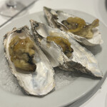 Emit Fish Bar Oyster And Grill - 