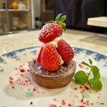 ケーキお食事 ドングリ - 