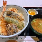 Tonkatsu To Washokuno Mise Chouhachi - 