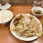 肉野菜炒め ベジ郎 - 