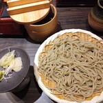 Soba Yasutake - 十割細麺のざるそばです　寒かったのであったかいそばも良いなーと思いましたが、やはり寒くてもざるが好きです