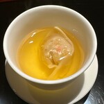 眞善美 - 上湯　金華ハム　豚のスネ肉　親鶏　上海蟹のワンタン