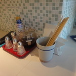 丸山吉平 - テーブルセット