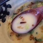 らーめん砦 - 貝のエキスの色してます。