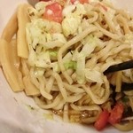 紅 - 丼底には濃い汁が・・・！