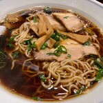 マルナカ中国麺飯食堂 - ラーメン
