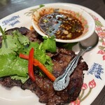 タイ国料理 ゲウチャイ - ヌアヤーンイサーン