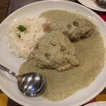 サルシータ - 鶏肉のピピアンベルデ1900円、アメリカ大陸原産のカボチャの種をベースに緑のトマトと唐辛子を加えて作ったメキシコの代表的な料理の一つ、ヨーロッパ人到来の前から食べられていたとされる古い料理でもある。