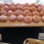 カフェ トスティーナ - 桜クリームメロンパン、桜あんぱん