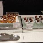 カフェ トスティーナ - モンブランシュー