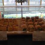 カフェ トスティーナ - 生姜焼き風サンド、すき焼き風サンド