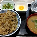 Yoshinoya - 『ねぎ玉牛丼（大盛）・［汁だく］』と『とん汁』
