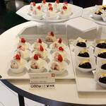 カフェ トスティーナ - いちごのロールケーキ