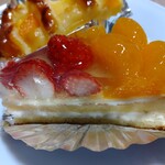 さつき屋 - ミカンとイチゴのケーキ