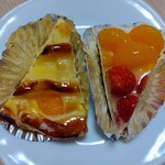 さつき屋 - クリームパイ・ミカンとイチゴのケーキ