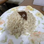 ハラールフードマルハバ - インディカ米でふわふわっとしていますが、カレーに合っています。