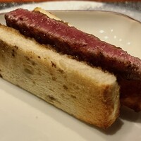 焼肉牛印 銀座店 - シャトーブリアンステーキサンド！！