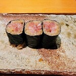 匠 進吾 - トロ鉄火