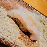 匠 進吾 - ボタン海老