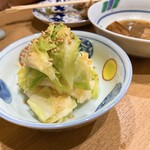 てまり家庭料理 - ニンニク風味のキャベツ