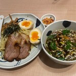 浅草名代らーめん 与ろゐ屋 - 