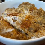 薮しん - かつが一面を覆う感じで大きい