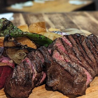 薪火グリルで焼き上げる一皿◆期間限定「厳選和牛」