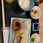 駅裏食堂 - 