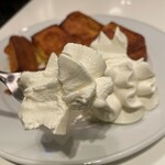ラ・カンティーヌ セントル - この生クリームでショートケーキ食べてみたいなあ