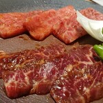 やきにく肉助 - カルビ、ハラミ タレ