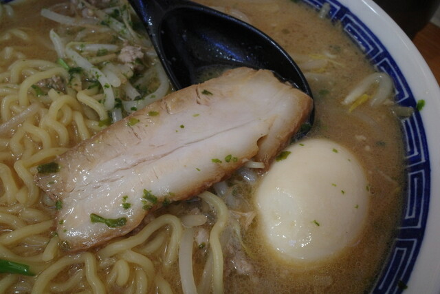 ラーメン まるよし - 保原（ラーメン）の写真