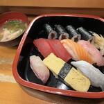 Tamagawa Sushi - 