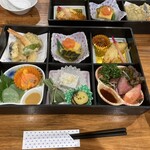 ホテルベル鐘山 - 松花弁当＋鍋