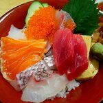 塚本鮮魚店 - 特上海鮮丼