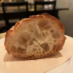 じゅえるるーむ - パン